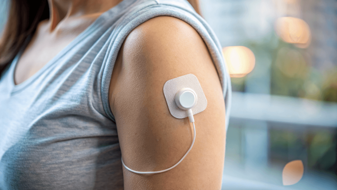 FDA Approves Medtronic’s Simplera Continuous Glucose Monitor, Announces Partnership with Abbott